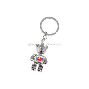 Venta al por mayor nombre personalizado impreso 3D oso de peluche llavero pequeño de metal blanco con forma de oso llavero con estilo de dibujos animados logotipo personalizado - Product Image 4