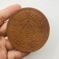 Fabricant d'étiquettes en cuir Étiquettes de vêtements en cuir estampage en relief patchs en cuir Pu Jeans Chapeaux Logo personnalisé