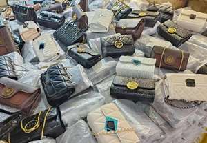 <span class=keywords><strong>Bolsos</strong></span> <span class=keywords><strong>de</strong></span> Marca Usados al por Mayor, <span class=keywords><strong>Bolsos</strong></span> <span class=keywords><strong>de</strong></span> Hombro, Ropa Usada para <span class=keywords><strong>Mujer</strong></span>, Surtido <span class=keywords><strong>de</strong></span> <span class=keywords><strong>Bolsos</strong></span> para <span class=keywords><strong>Mujer</strong></span> - Product Image 3