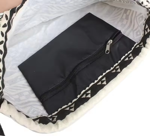 Sac cadeau en toile de coton personnalisé avec cordon de serrage, imprimé multicolore, style tendance et logo, emballage en gros disponible - Product Image 2
