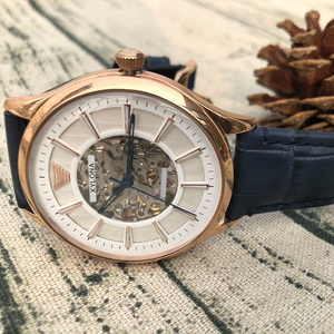 <span class=keywords><strong>Montre</strong></span> mécanique pour <span class=keywords><strong>homme</strong></span> avec cadran blanc, équipée d'un mouvement mécanique automatique, <span class=keywords><strong>bracelet</strong></span> à bouton, <span class=keywords><strong>montre</strong></span> à trois aiguilles - Product Image 4