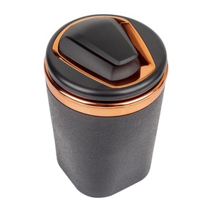 Cenicero para Auto con Tapa Abatible y Luz, Portátil, de Plástico, en Gris, Marrón y Oro Rosa, Accesorio para Fumar en el Auto - Product Image 1