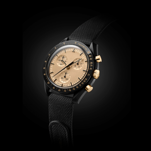 2026 Bestselling Men's Fashion Coin Chronograph Quartz Watch Sporty Tachymeter Bezel Three Subdials Silicone Strap 3BAR Water