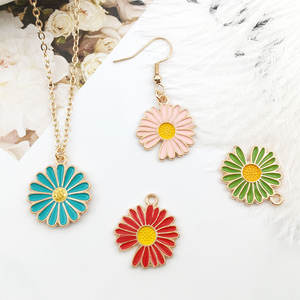 30個金メッキエナメル金メッキエナメルフラワーチャームコネクタジュエリー作りブレスレットDIY手作りクラフト - Product Image 3