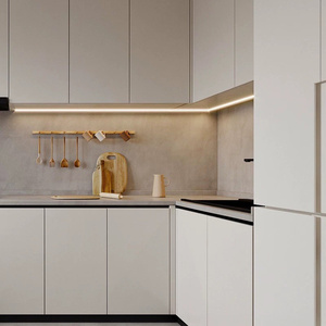 Mobili da <span class=keywords><strong>Cucina</strong></span> e <span class=keywords><strong>Soggiorno</strong></span> di Lusso in Legno Massello, Design Europeo <span class=keywords><strong>Moderno</strong></span> Minimalista Personalizzato, Armadi Alti da Parete Bianchi - Product Image 2
