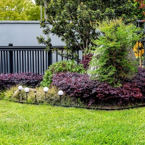 HUGELEAF <b>Plastic</b> Easily Assembled Flexible No-Dig Black Garden Landscape Edging with Anchoring Spikes - Product Image 5