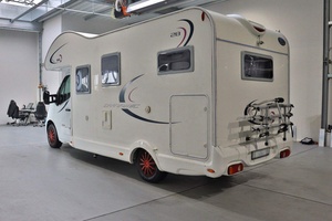 Autocaravana de Lujo USADA BARATA, Modelo XGO Dynamic 28 Blanca de 2013, para 4-6 Personas, Emisión Euro 5 - Product Image 6