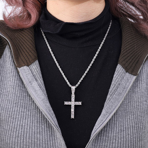 Classic Simple Cross Pendant, Zircon Light Luxury Fashion Cross Necklace, Necklace Men's and Women's Jewelry - Product Image 1