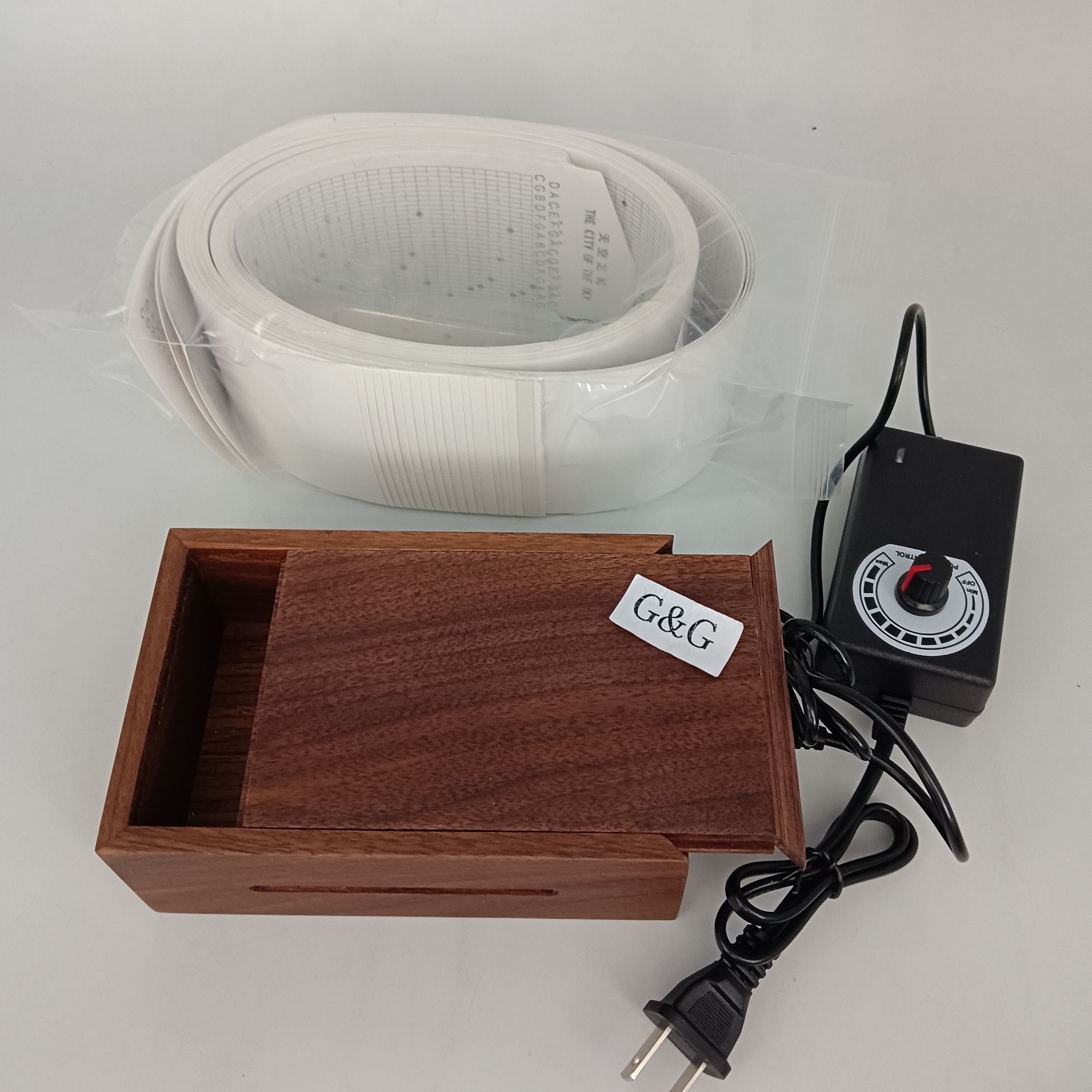 Retro Wooden Electric Motor Music Boxes - 30 Note Puncher