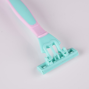 Triple Blade <span class=keywords><strong>Venus</strong></span> Razor For Girls 2 piezas por paquete - Product Image 2