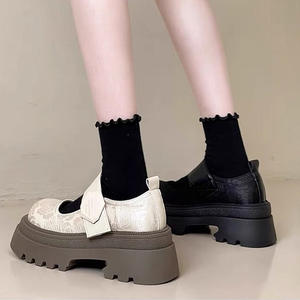 Nieuwe Chinese stijl modieuze zwarte Marie Jean loafers dames 2026 lente herfst hoogteverhogende dikke zool klittenbandsluiting - Product Image 4
