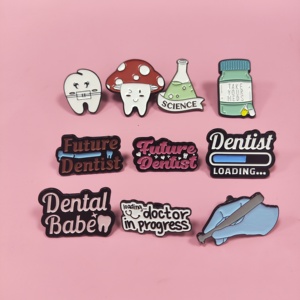 Broches de Dente de Dentista Pequenos 2024, Presente Médico para Enfermeiros e Médicos - Product Image 3