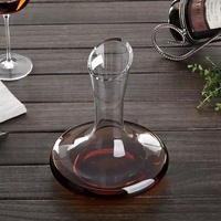 Carafe à vin rouge unique sans plomb, aérateur à vin transparent avec bouche inclinée