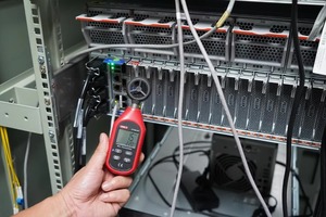 Mini anémomètre UNI-T UT363-BT, thermomètre, mesure par transfert, écran LCD - Product Image 4