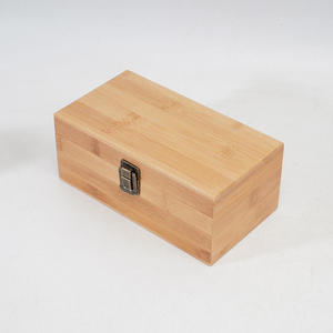 Boîte en bois MDF personnalisée faite à la main par Dorit, organisateur de bureau portable pour les huiles essentielles, le stockage d'échantillons de parfum, etc. - Product Image 5