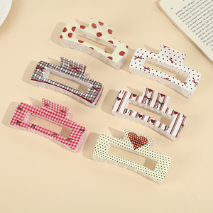 PS Plastic Hollow Rectangle Heart Print <b>Hair</b> Claw Clips Sweet Bow Pattern Non Slip <b>Hair</b> Grab Clips Elegant <b>Hair</b> <b>Accessories</b> For - Product Image 5