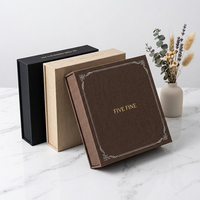 Boîte cadeau de luxe en forme de livre rigide vert rose marron pour écharpe - Fermeture magnétique, boîte en carton de luxe, pelliculage mat, logo estampé