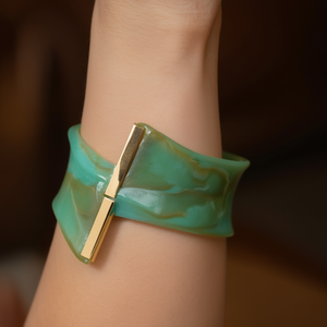 กำไลข้อมือแฟชั่น สแตนเลสสตีล 316L ชุบทอง PVD ทนทาน เป็นมิตรต่อสิ่งแวดล้อม - Product Image 3