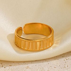 Nouvelles bagues minimalistes de style Ins avec un design géométrique, bagues tendance plaquées or, bijouterie pour femmes, acier inoxydable - Product Image 4