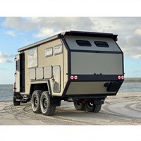 Caravane de luxe tout-terrain hybride avec salle de bain pour voyages en famille