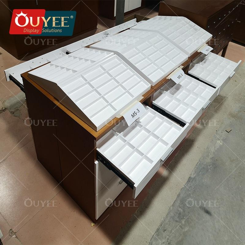 กำหนดเอง