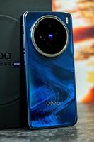Teléfono Inteligente VlVO X200 con Cámara de 12MP, Pantalla LCD de 6.6 Pulgadas y 120Hz, Procesador Octa Core FHD Dimensity 9400, Batería de 5800mAh, Android 14, 5G, Doble SIM, Resistente al Agua