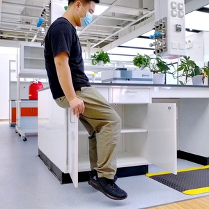 Mesa de Laboratorio de Acero de Alta Calidad con Estructura en C/H/O/Z, Mesa de Trabajo Comercial para Laboratorio con Fregadero - Product Image 2