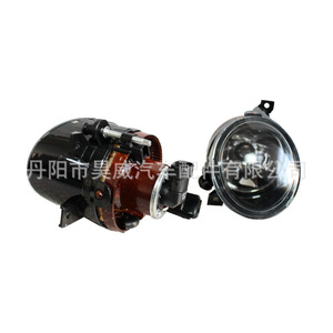 ไฟตัดหมอกหน้าสำหรับรถยนต์ Volkswagen Sagitar Golf Gti 1K0941699A 1T0941699C ฮาโลเจน 12V 240W - Product Image 2