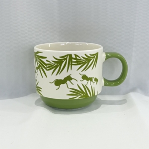 Nouvelle Tasse en Céramique à Motif d'Insectes, Design Thème Nature, Couleurs Vert et Jaune, Prix Réduit - Product Image 4