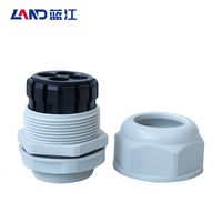 Filetage M/PG/G IP68 CE ROHS pour les presse-étoupes en nylon à quatre trous basse tension connecteur étanche joint flexible pour câble électrique