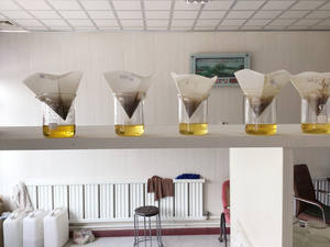 Argile en poudre pour le <span class=keywords><strong>nettoyage</strong></span> des huiles usagées, argile bentonite activée par l'acide, argiles activées pour le recyclage des huiles usagées - Product Image 5