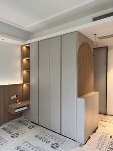 Modern Freestanding Solid Wood Eco-Friendly Home Wardrobe with <b>Dressing</b> <b>Table</b> and <b>Mirror</b> Cupboards for Bedroom - Product Image 3