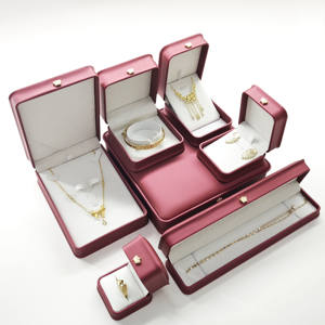 קופסת תכשיטים יוקרתית, עבודת יד, מעור, קופסת תכשיטים לנסיעות, קופסת תכשיטים עם לוגו בהתאמה אישית, סט קופסאות תכשיטים לטבעות - Product Image 1