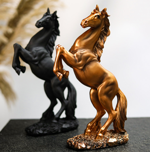 Nueva Escultura de Caballo de Resina, Resistente al Agua, Pintada, Arte Animal para Sala de Estar u Oficina - Product Image 5