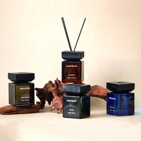 Für Mescente OEM Großhandel Luxus Aroma therapie Duft kerze 400g 200g Glas Paraffin Wachs Palm wachs für Home Decor Holiday Priva