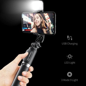 Trépied <span class=keywords><strong>Selfie</strong></span> <span class=keywords><strong>Stick</strong></span> sans fil 6-en-1 intégré avec lumière, en acier inoxydable <span class=keywords><strong>Q02S</strong></span>, pliable, avec un manche de 40 pouces - Product Image 6