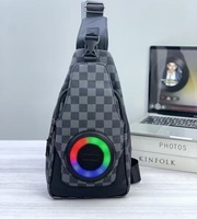 Speaker Nirkabel Model Ransel dengan Layar Tampilan Cahaya RGB Gradasi, Audio Portabel untuk Hiburan Luar Ruangan dan Rumah