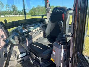 Mini-pelleteuse de 5 tonnes d'occasion à vendre Pelles sur chenilles Kubota U55 KX155 en stock - Product Image 6