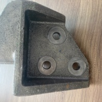 Composant métallique OEM, support d'angle usiné CNC pour l'assemblage d'équipements