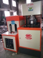 Fabricant professionnel de machines de soufflage par étirage, machine de soufflage automatique en plastique