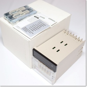 Compteur Omron H7BR-BW 12 à 24 VDC 999999 unités fabriqué au Japon - Product Image 5