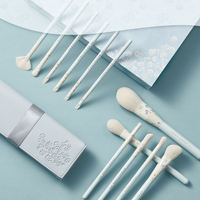 Ensemble de 15 pinceaux de maquillage personnalisés YMF de luxe, échantillon gratuit, écologiques, vegan, poils synthétiques doux, étiquette privée, couleur verte