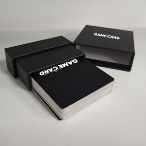 <span class=keywords><strong>Carte</strong></span> da Gioco Professionali Personalizzate Premium 300/350gsm in Carta Opaca Nera con Scatola di Lusso Rigida con Coperchio e Base - Product Image 3