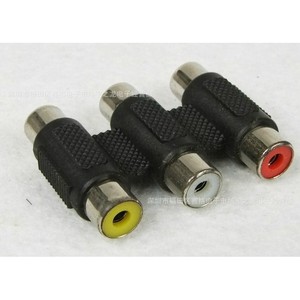 Conector RCA Phono Triple de Ángulo Recto, Color Rojo, Blanco y Amarillo, Conectores de Audio y Video con Aislamiento - Product Image 1