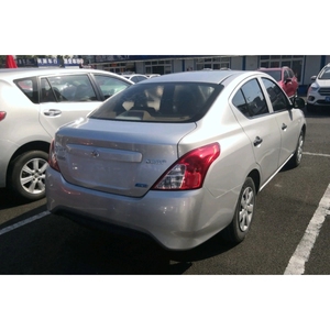<span class=keywords><strong>Nissan</strong></span> Sunny 1.5L <span class=keywords><strong>d</strong></span>'<span class=keywords><strong>occasion</strong></span> 2017-2018 avec boîte automatique, conduite à gauche, pneus R15, sièges en tissu, caméra de recul - Seconde main - Product Image 4