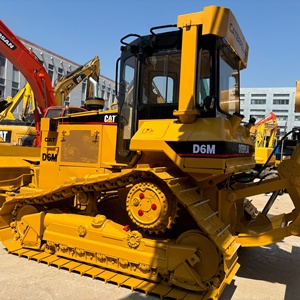 รถดันดินตีนตะขาบ Caterpillar D6M สีเหลือง รถบูลโดเซอร์สำหรับงานก่อสร้าง เครื่องยนต์ Cummins กำลัง 315 กิโลวัตต์ ความจุดันดิน 8.6 เมตร สำหรับไซต์ก่อสร้าง - Product Image 5