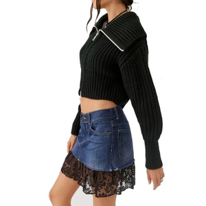 Minifalda vaquera azul de talle bajo con encaje en contraste para mujer - Product Image 4