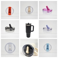 Couvercle de remplacement pour gobelet de 40 oz 20 + Color Block Flip Couvercle détachable Bec amovible et joint Couvercle résistant aux fuites Sans moisissure
