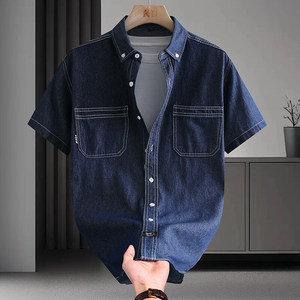 Camicie in denim da <span class=keywords><strong>uomo</strong></span> 2026 Primavera Estate a maniche corte con colletto quadrato monopetto con perline lavabili in lavatrice casual tinta unita - Product Image 1