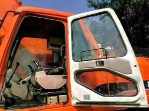 รถขุดตีนตะขาบ Doosan DH300LC-7 มือสอง ขนาด 30 ตัน เครื่องขุดไฮดรอลิก สำหรับงานก่อสร้าง - Product Image 6